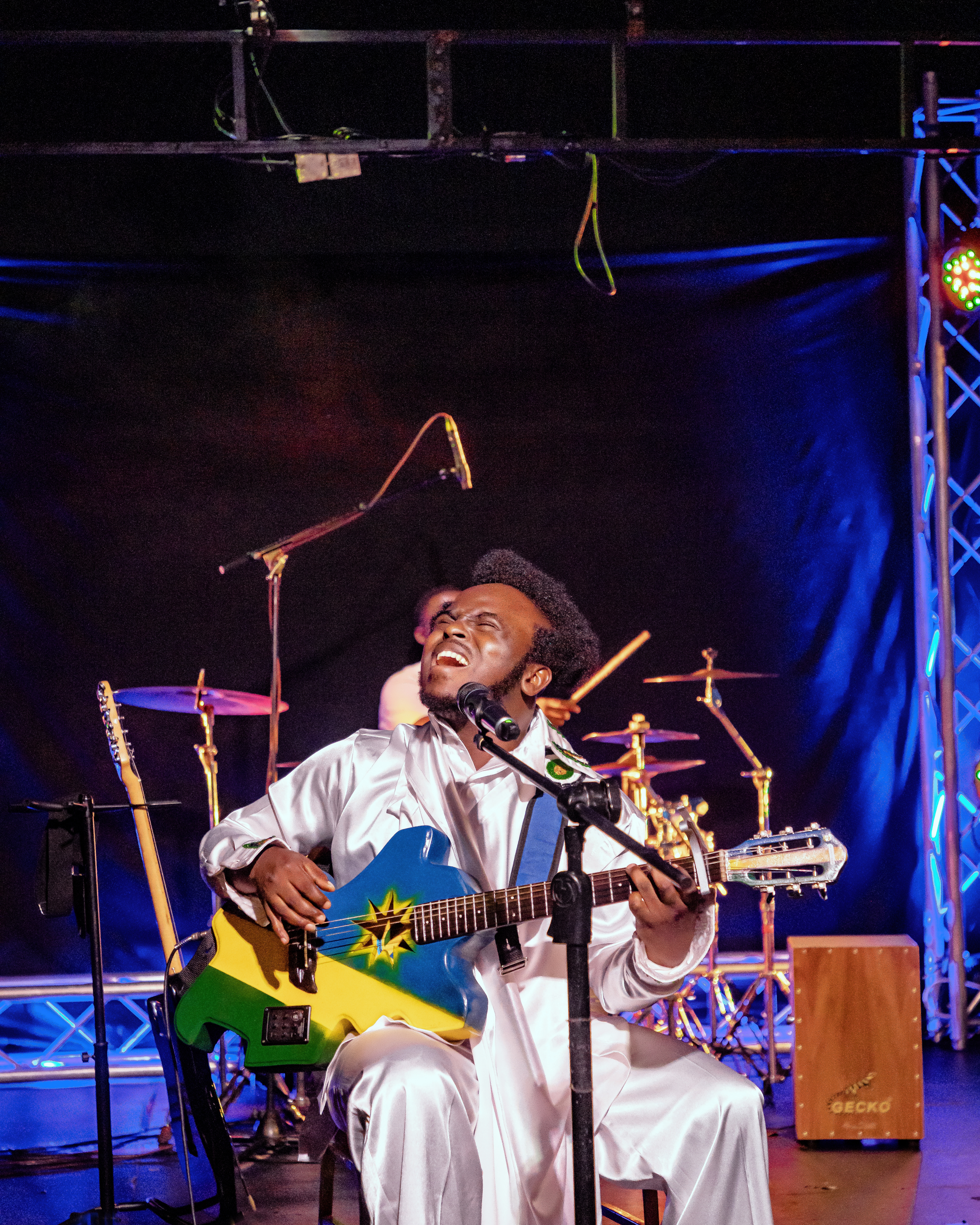 photo gallery image 06